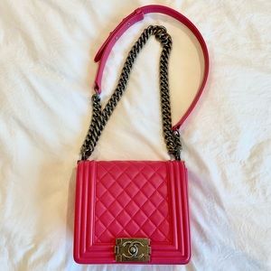 Chanel boy bag limited edition in Japan fuschia